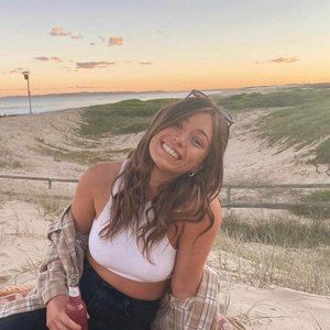 Meet your Posher, Samara